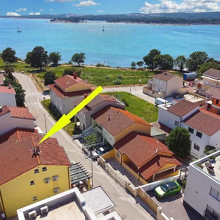 Apartment Fuer 4 Personen Ca 56 Qm In Medulin, Istrien Suedkueste Von Istrien *